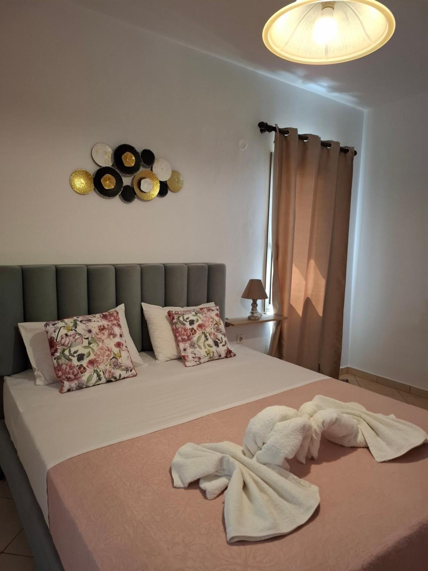 Villa Nireides 'top Destination'